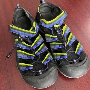 KEEN Newport H2 Waterproof Hiking Sandals Size 7 Blue Green